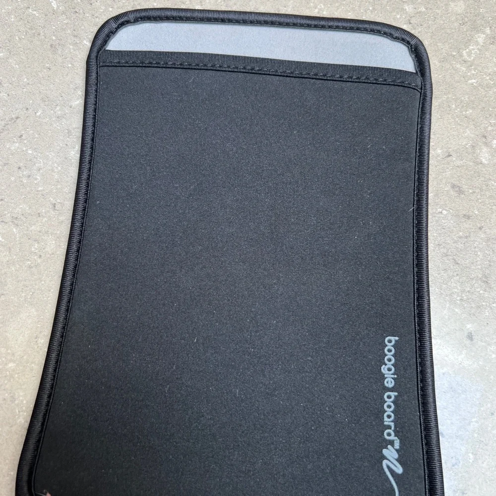 Boogie Board in Blue w/ Case: writes using fingernail & erases w touch of button